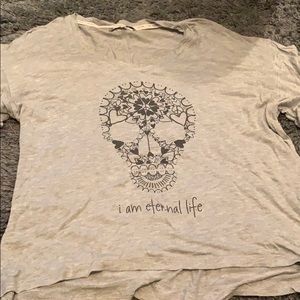 Peace Love World flowy gray tee